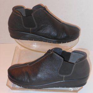 AREOSOLES BLACK LEATHER ANKLE BOOTS SIZE 11 MEDIUM